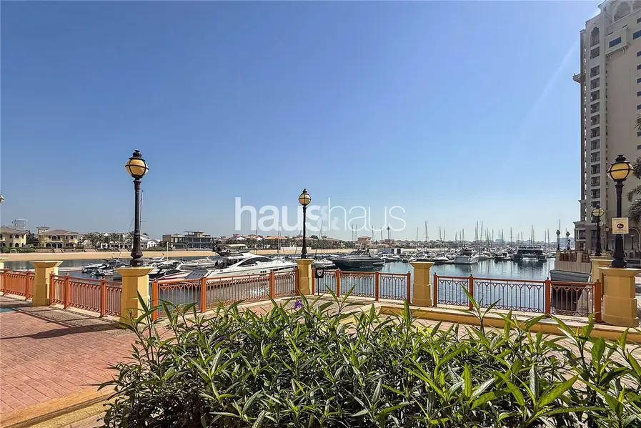 3-Room Apartment in Dubai, 256 m²