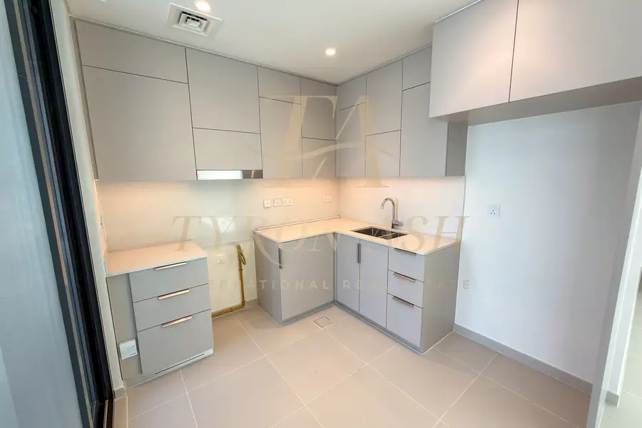 3-Room Apartment in Dubai, 126 m² photo 3