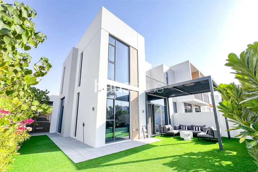 4-Room Apartment in Dubai, 240 m²