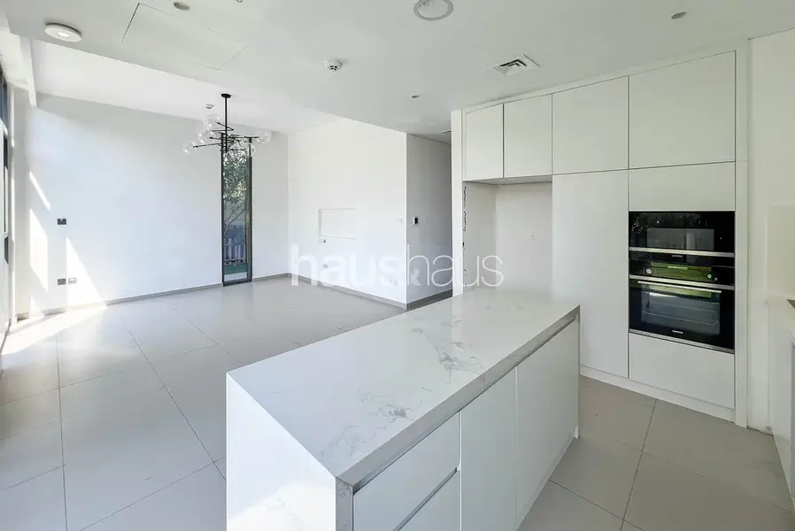 4-Room Apartment in Dubai, 240 m² photo 5