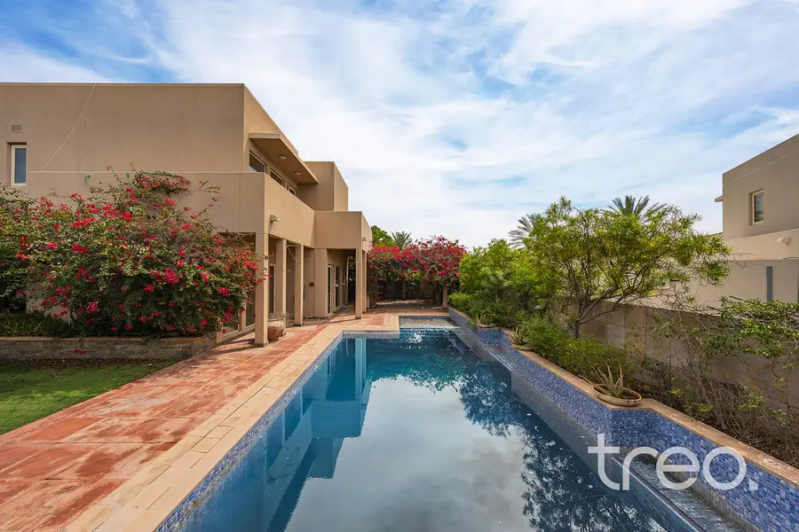 3-Room Apartment in Dubai, 309 m² photo 2
