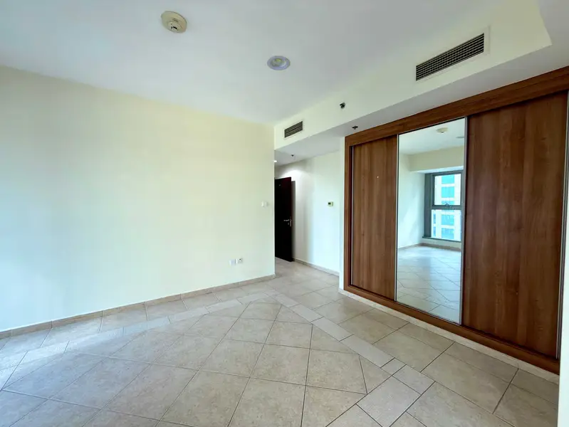 2-Room Apartment in Dubai, 122 m²