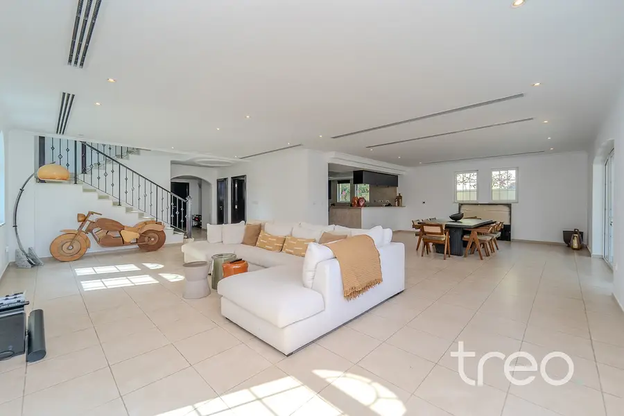 4-Room Apartment in Dubai, 403 m² photo 2