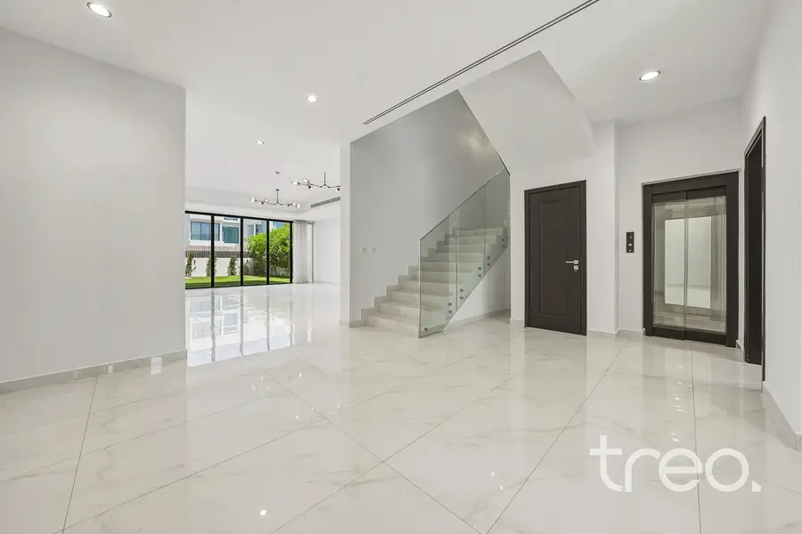 5-Room Apartment in Dubai, 592 m² photo 3