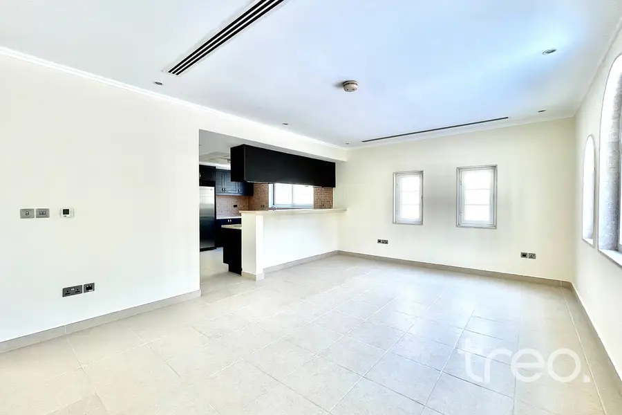 3-Room Apartment in Dubai, 328 m² photo 5
