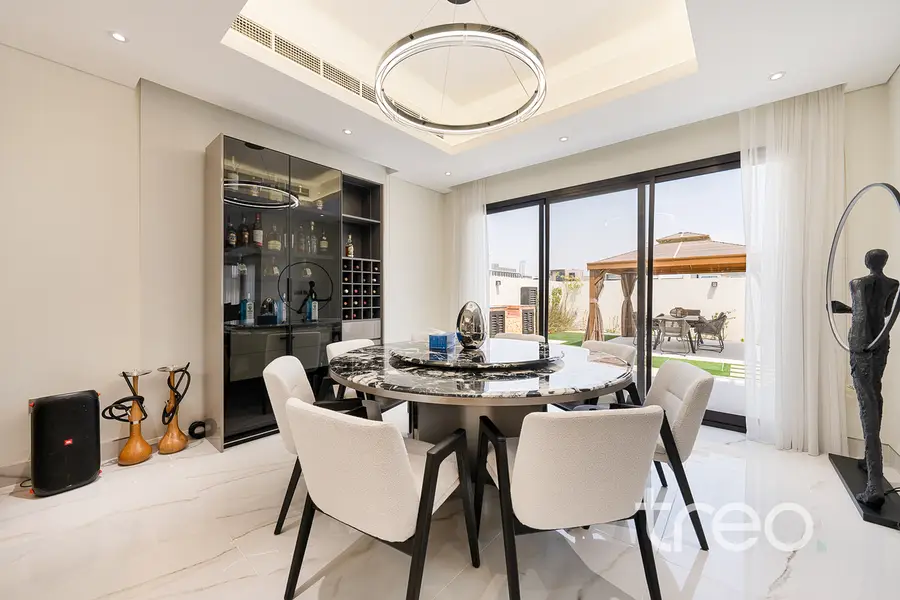 4-Room Apartment in Dubai, 409 m² photo 4