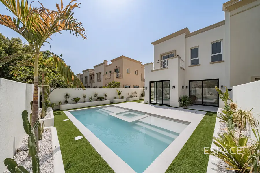 3-Room Apartment in Dubai, 259 m²