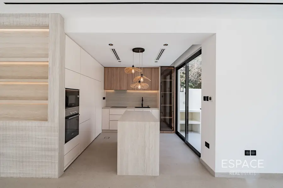 3-Room Apartment in Dubai, 259 m² photo 4
