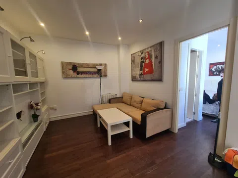 1-Room Apartment in Madrid, 34 m²