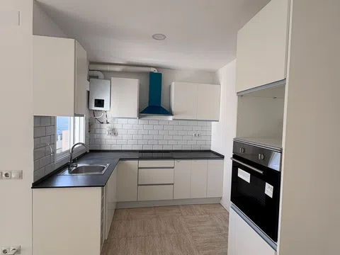 2-Room Apartment in Barcelona, 67 m²