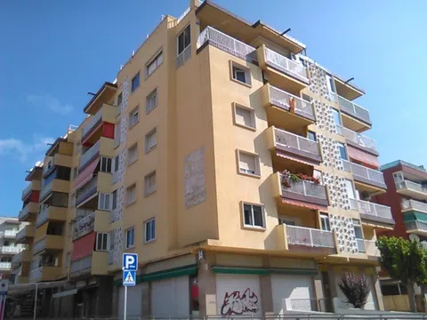 3-room apartment in Calella, 102 m²