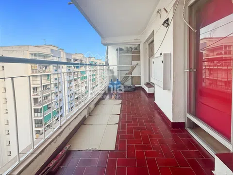 1-Room Apartment in Barcelona, 70 m²