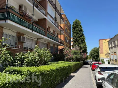 3-Room Apartment in Madrid, 74 m²