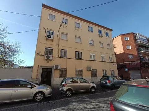 2-room apartment in Casco Histórico de Vallecas, Madrid, 55 m²